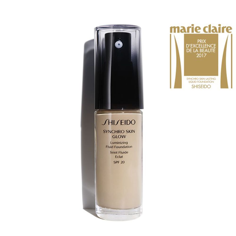 Тональный shiseido synchro skin glow. Shiseido Synchro Skin Glow Luminizing Fluid Foundation Golden. Shiseido Synchro Skin Radiant Lifting Foundation цвета.