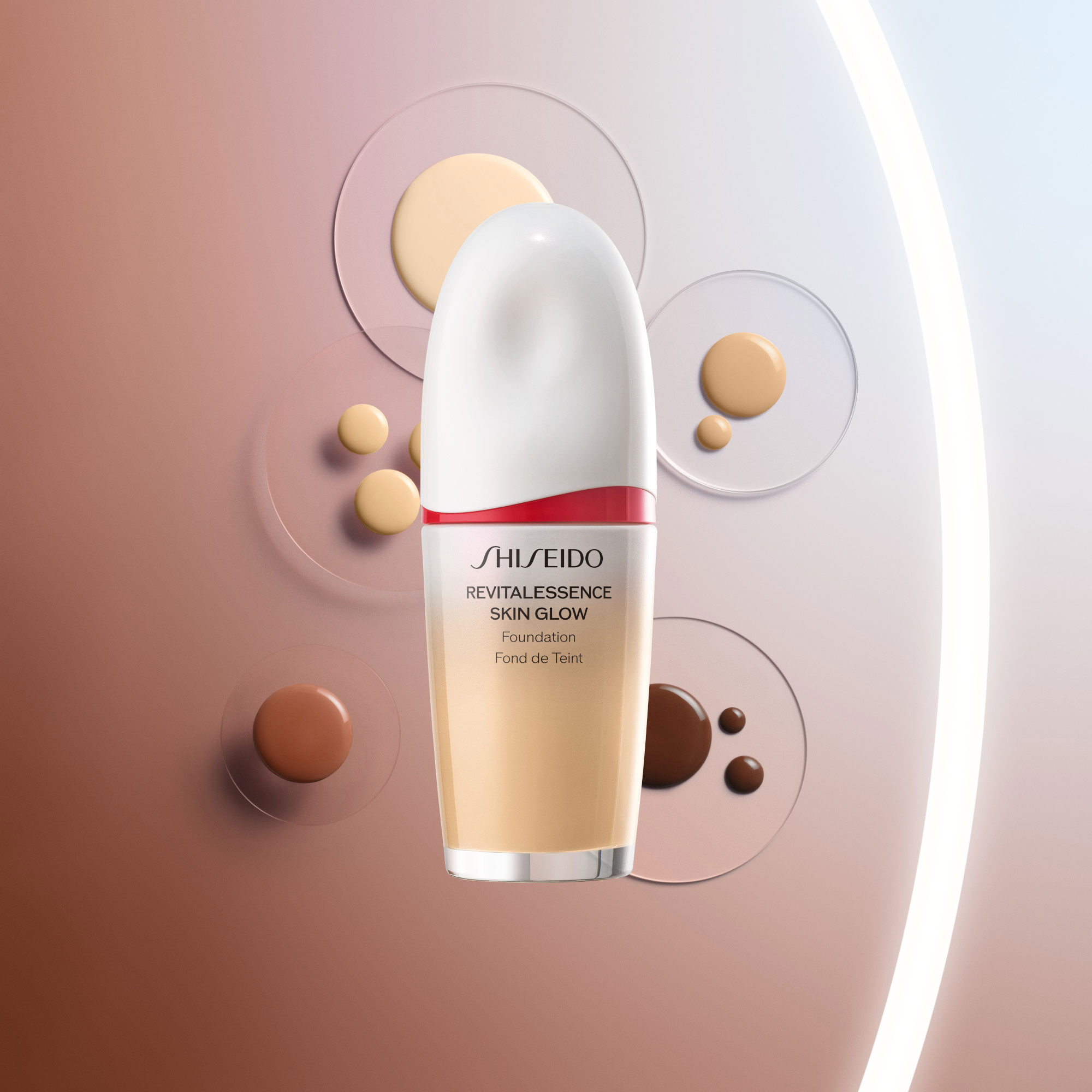 Fond de Teint Revitalessence Skin Glow SPF 30, 110