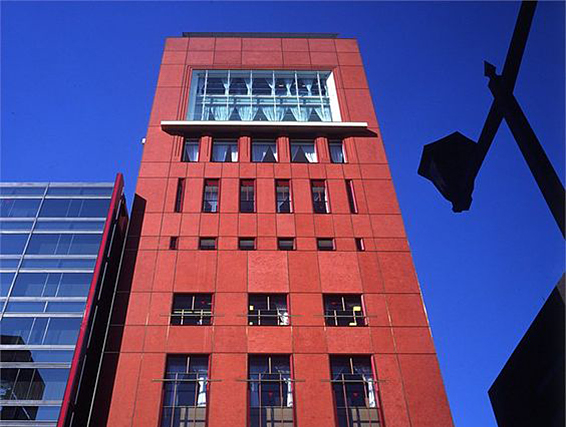 image-histoire-2002