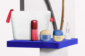 Profitez d'un kit de cotons réutilisables, d'un Sérum Ultimune et d'un Masque Yeux Vital Perfection format voyage dès 90€ d'achat.